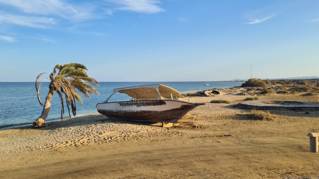 Egitto arca sulla spiaggia